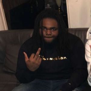 Meet your Posher, Carlito